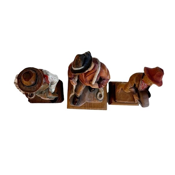 Three Men Boy Figurines on Wood Bases Resin Vintage 4 1/4" 4 1/8" and 3 1/2" - Picture 5 of 9